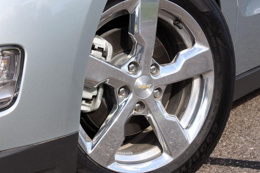  Chevrolet Volt 2011 года  (фото 279 из 356)